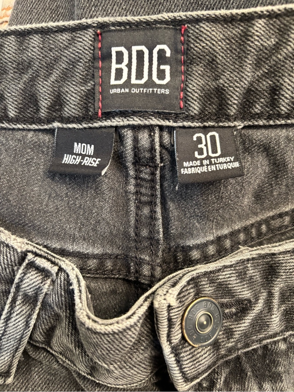 BDG Women’s Mom High-Rise Jeans in Washed Black